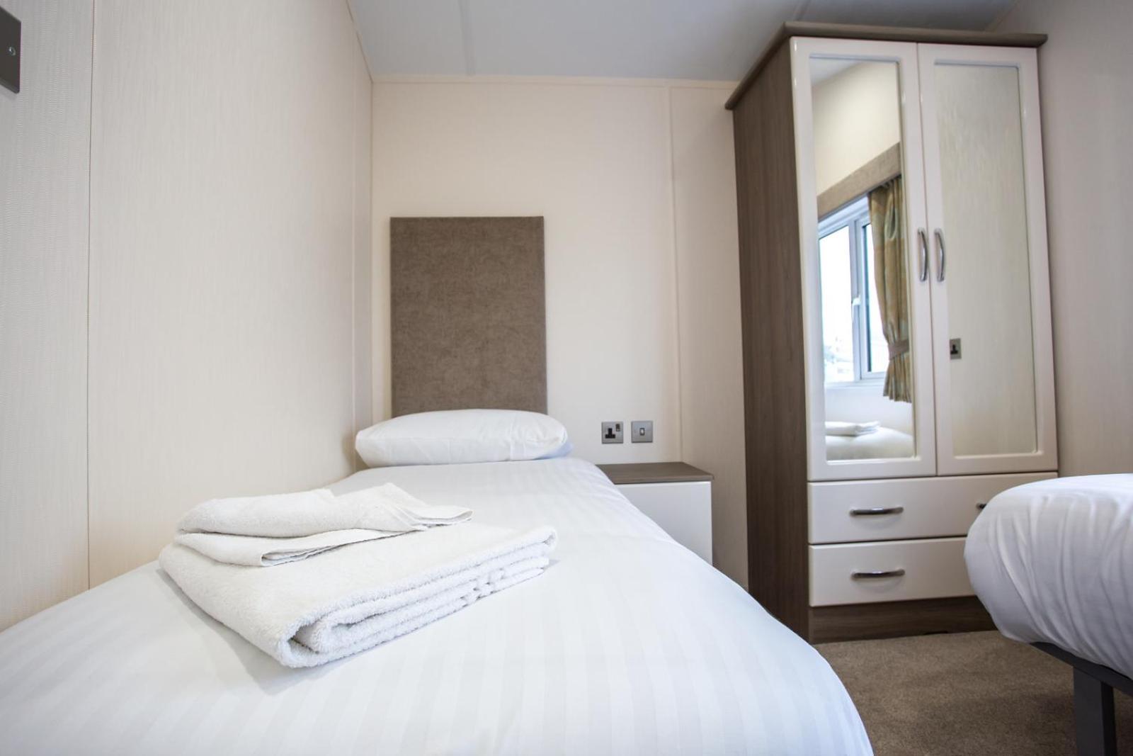 Barmouth Bay Holiday Park Llanddwywe ภายนอก รูปภาพ